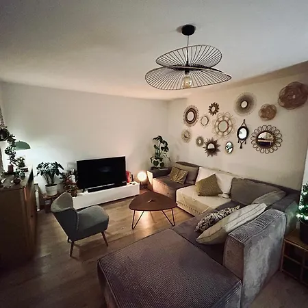 Le Joli Adèle Proche Gare Avec Terrasse Et Parking