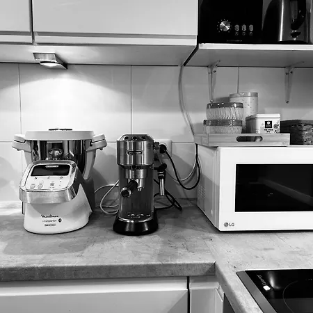 Le Joli Adèle Proche Gare Avec Terrasse Et Parking *